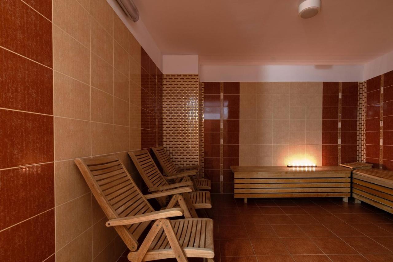 Wellness Hotel Pod Kycmolem Horní Lomná Exterior foto